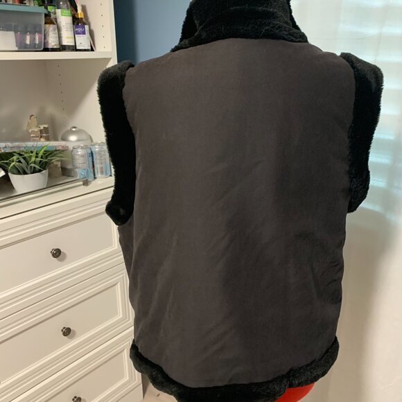 Bellessa Vintage Reversible Faux Fur Vest - Picture 3 of 6